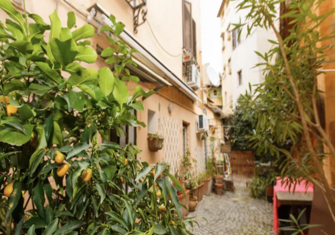 Independent With Garden Heart Of Trastevere John Cabot Rom Eksteriør billede
